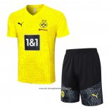 Tracksuit Borussia Dortmund 2023-2024 Short Sleeve Yellow - Shorts