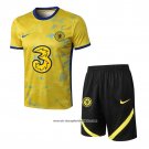Tracksuit Chelsea 2022-2023 Short Sleeve Yellow - Shorts