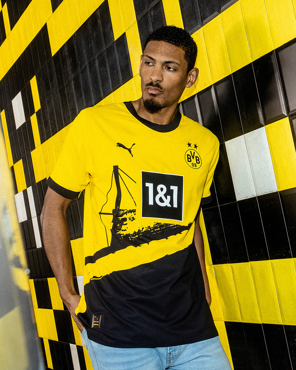 Borussia Dortmund Home Shirt 2023-2024.jpg