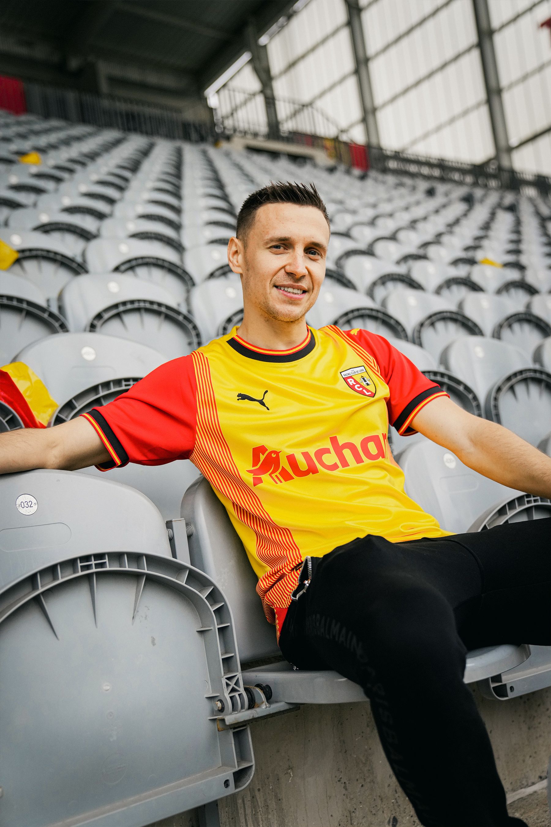 RC Lens Home Shirt 2023-2024.jpg